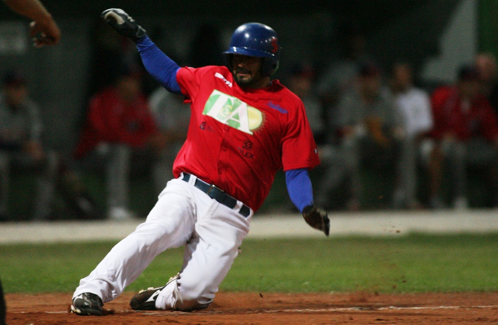 Seth La Fera scoring for San Marino during the 2008 Italian Series