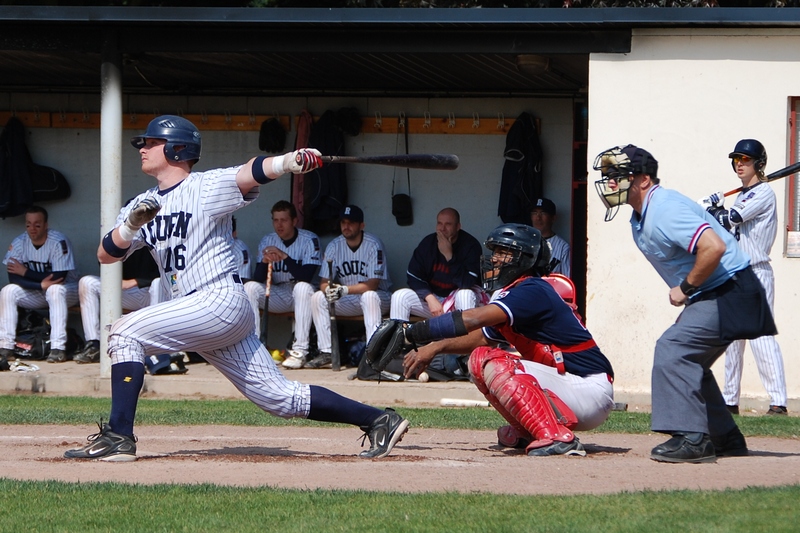 Rouen Huskies vs. La Guerche Hawks