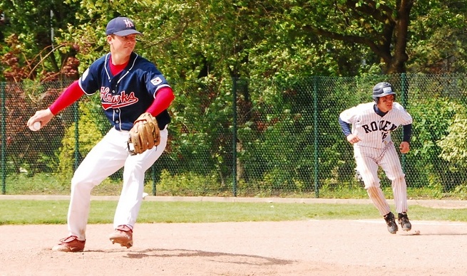La Guerche Hawks vs. Rouen Huskies