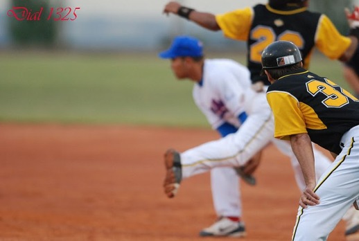 CB Sant Boi won both games against CB Viladecans this weekend
