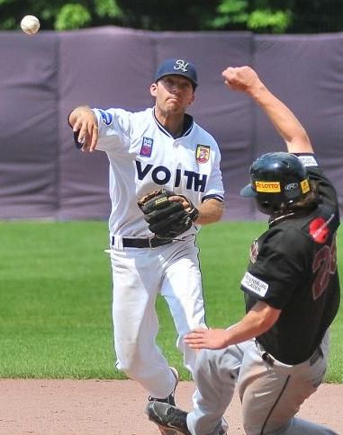 Sam Whitehead throwing