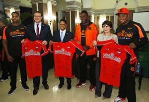 120116_cuba_nederland_minister_ploumen_cuba