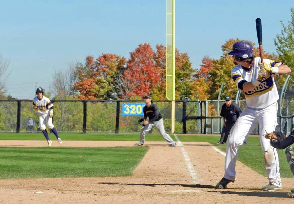 2016-hunt-laurier
